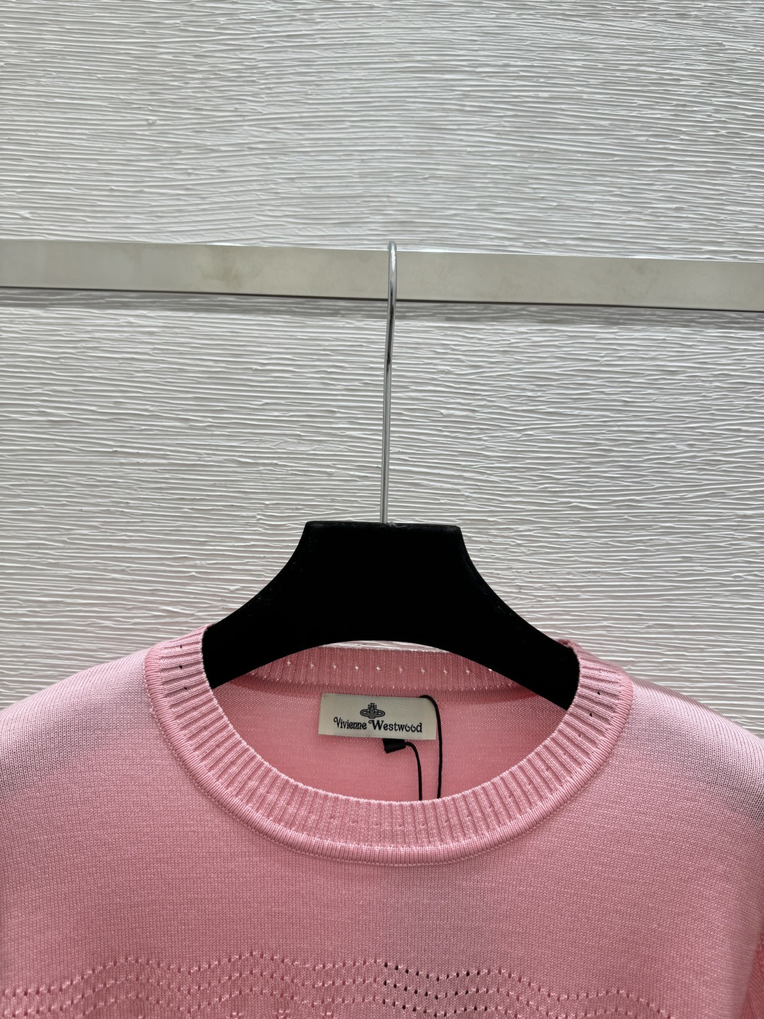 🆕VI家🆕 春夏新款 纯色镂空圆领针织短袖颜色：粉色 黑色尺码：36.38.40