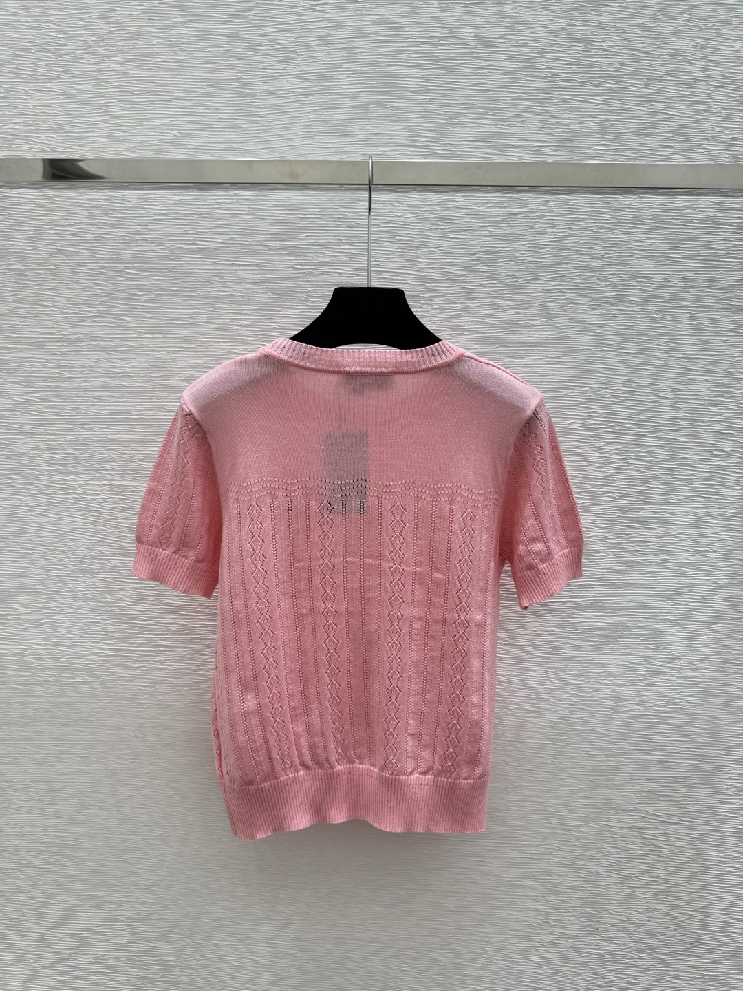 🆕VI家🆕 春夏新款 纯色镂空圆领针织短袖颜色：粉色 黑色尺码：36.38.40