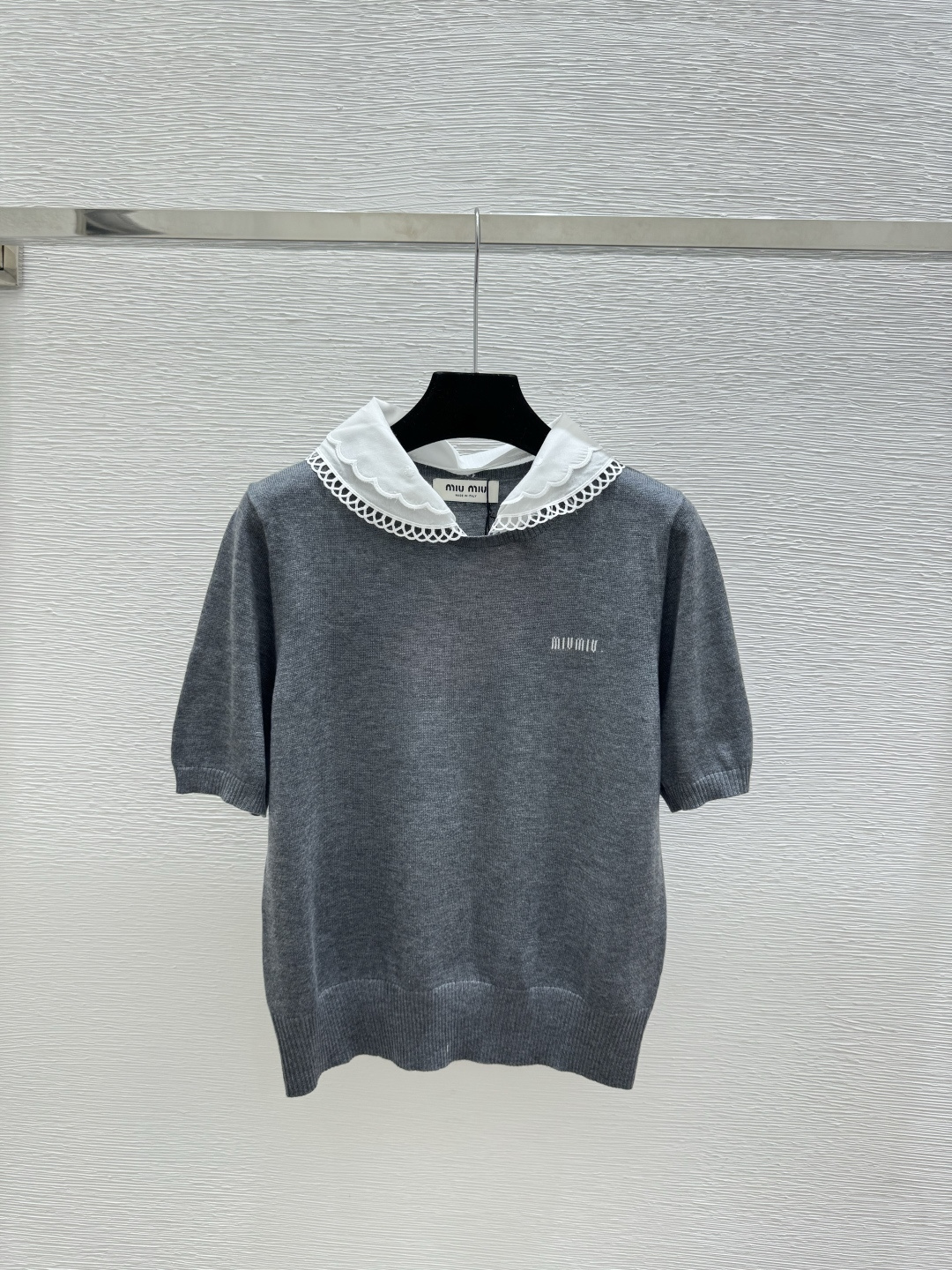 🆕M家🆕 春夏新款 撞色翻领针织短袖颜色：白色 灰色 咖啡尺码：36.38.40