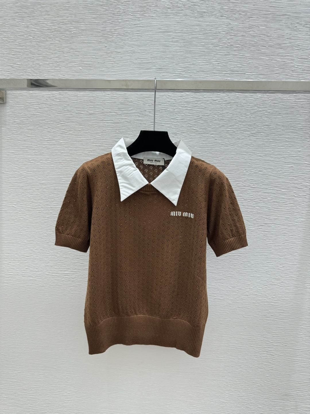 🆕M家🆕 春夏新款 撞色翻领镂空针织短袖颜色：绿色 灰色 咖啡尺码：36.38.40