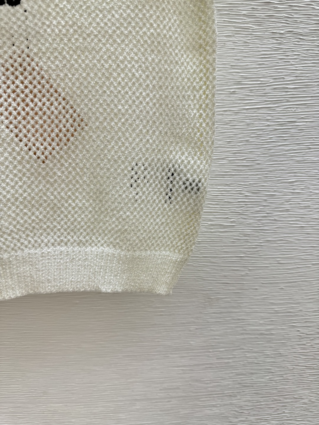 🆕M家🆕 春夏新款 纯色简约镂空针织吊带颜色：白色 黑色尺码：36.38.40