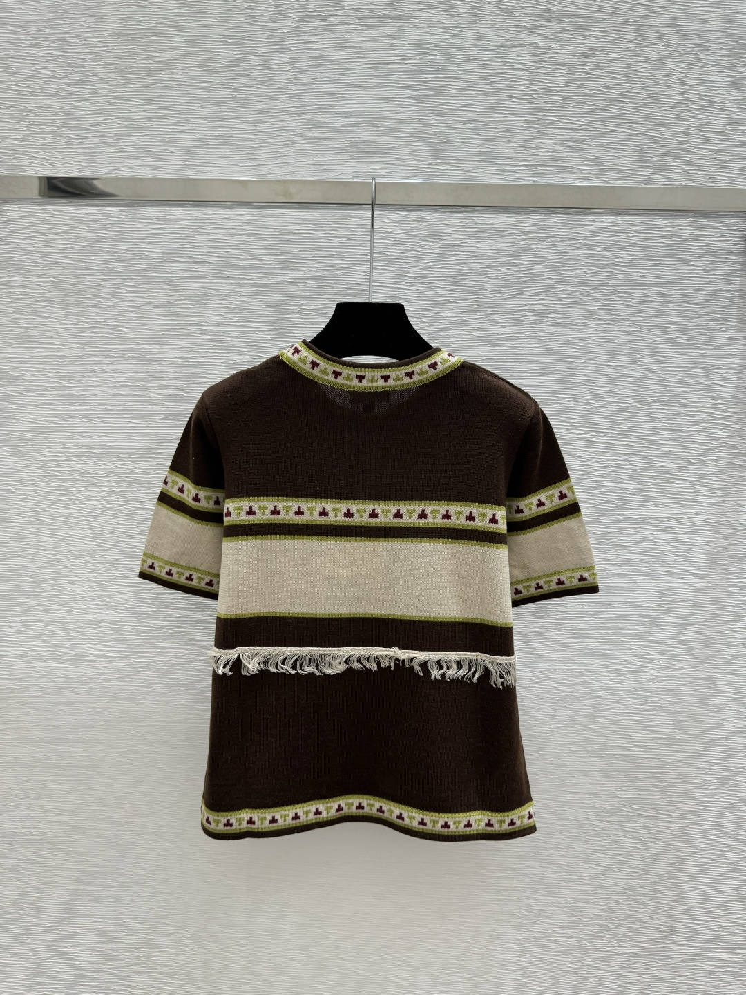 🆕CH家🆕 春夏新款 撞色条纹圆领针织短袖颜色：咖啡尺码：36.38.40
