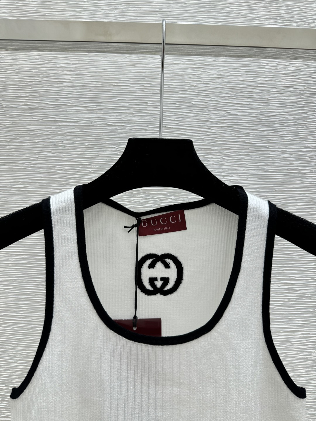 🆕G家🆕 春夏新款 撞色简约圆领针织背心颜色：白色 黑色尺码：36.38.40