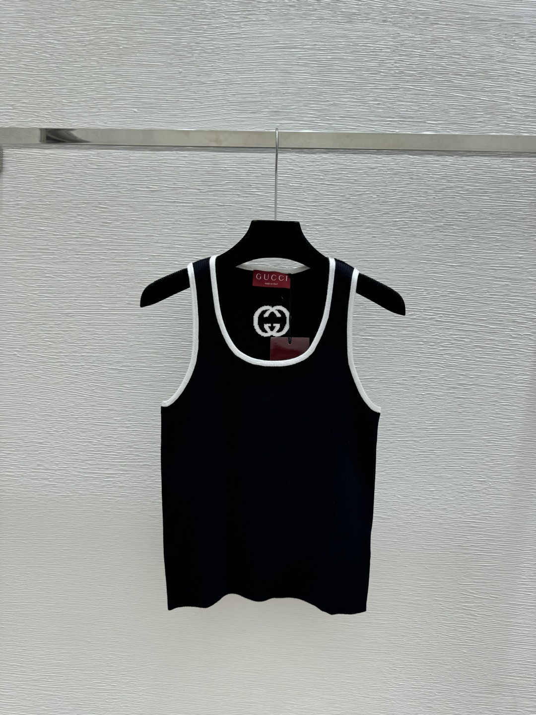 🆕G家🆕 春夏新款 撞色简约圆领针织背心颜色：白色 黑色尺码：36.38.40