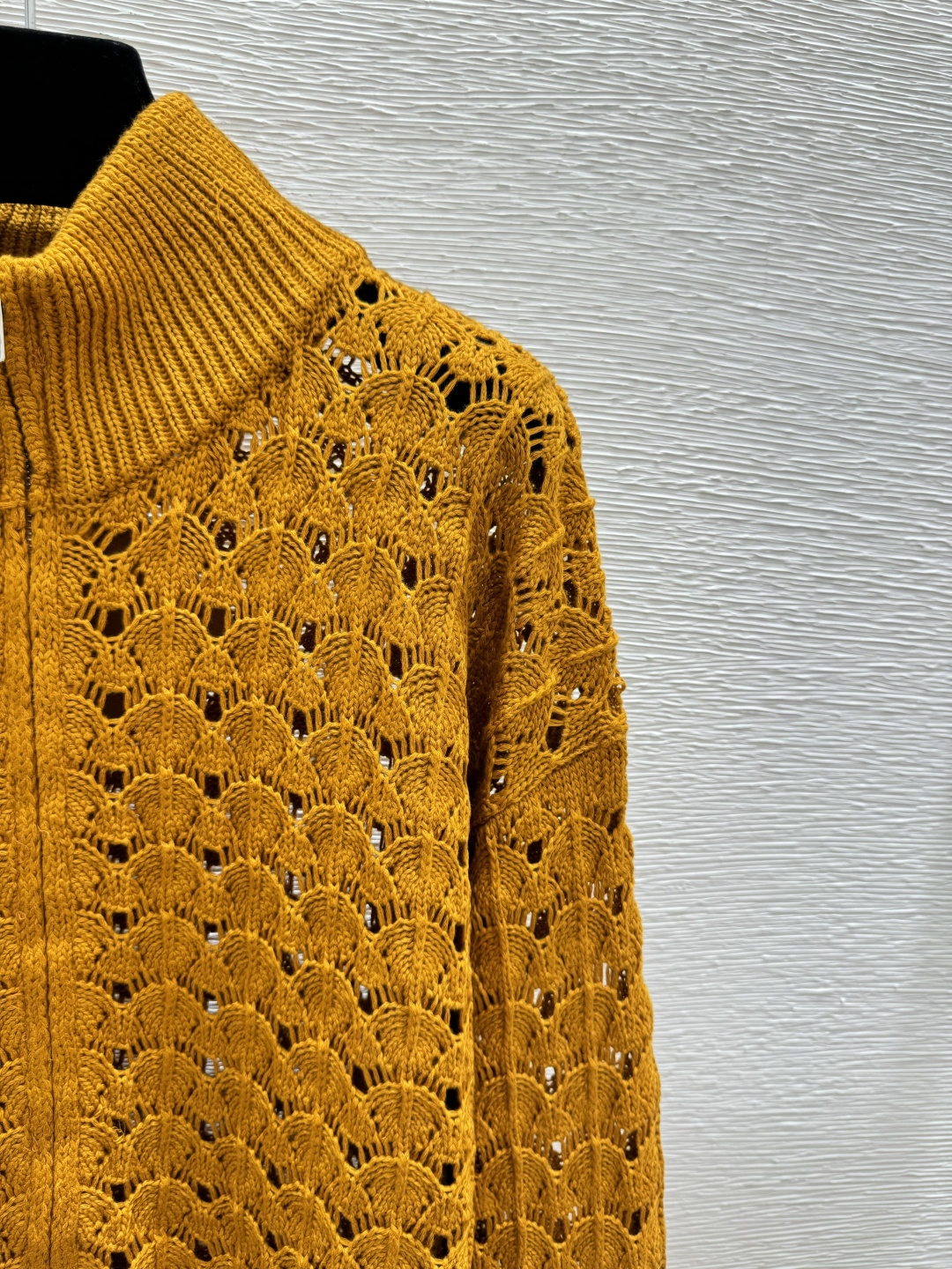 🆕M家🆕 春夏新款 纯色镂空故里针织长袖开衫颜色：黄色尺码：36.38.40