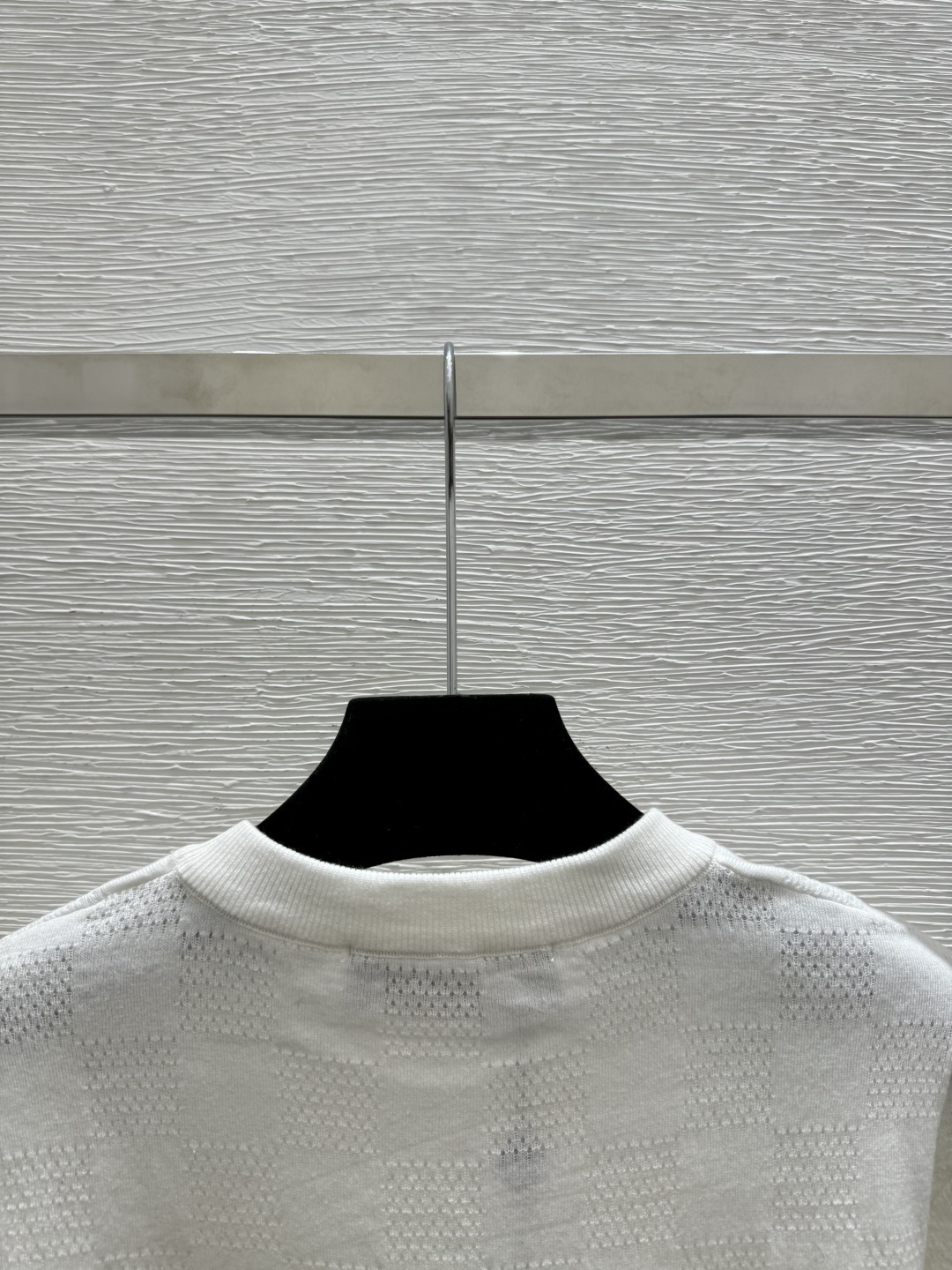 🆕L家🆕 春夏新款 纯色简约圆领针织短袖颜色：白色尺码：36.38.40