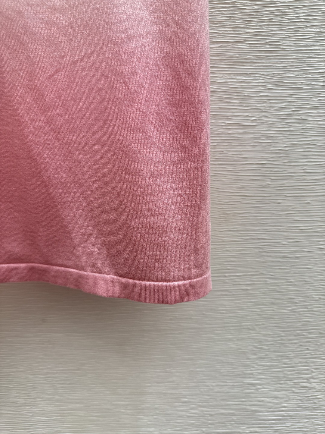 🆕M家🆕 春夏新款 撞色渐变花卉钉珠圆领针织短袖颜色：粉色 蓝色 绿色尺码：36.38.40