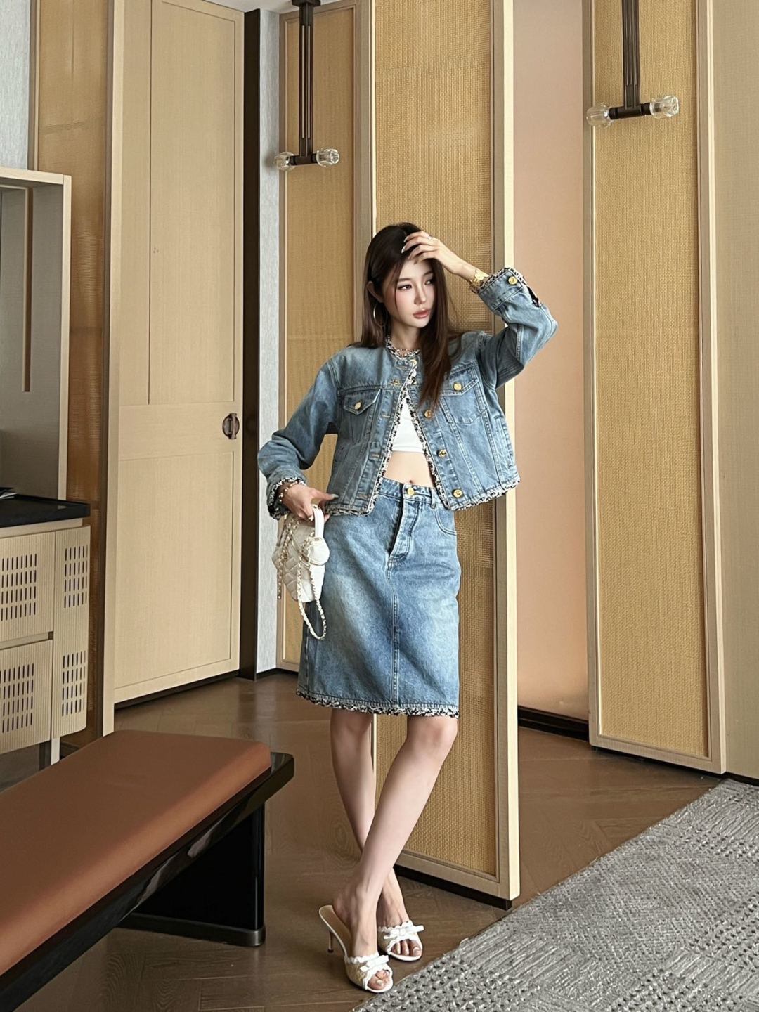 🆕CH家🆕 春夏新款 撞色提花牛仔半裙颜色：蓝色尺码：36.38.40