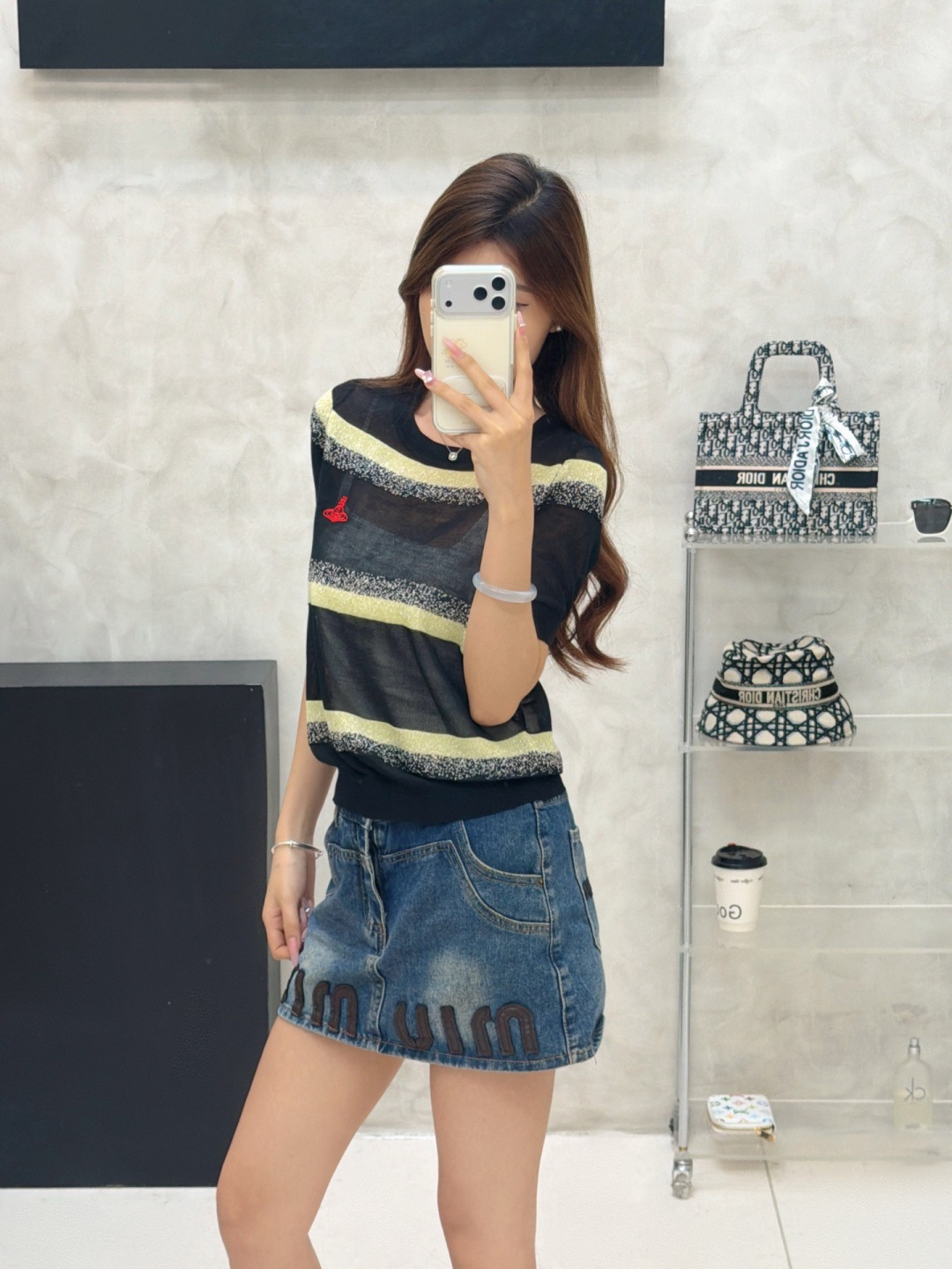 🆕VI家🆕 春夏新款 撞色条纹镂空圆领针织短袖颜色：白色 粉色 黑色尺码：36.38.40