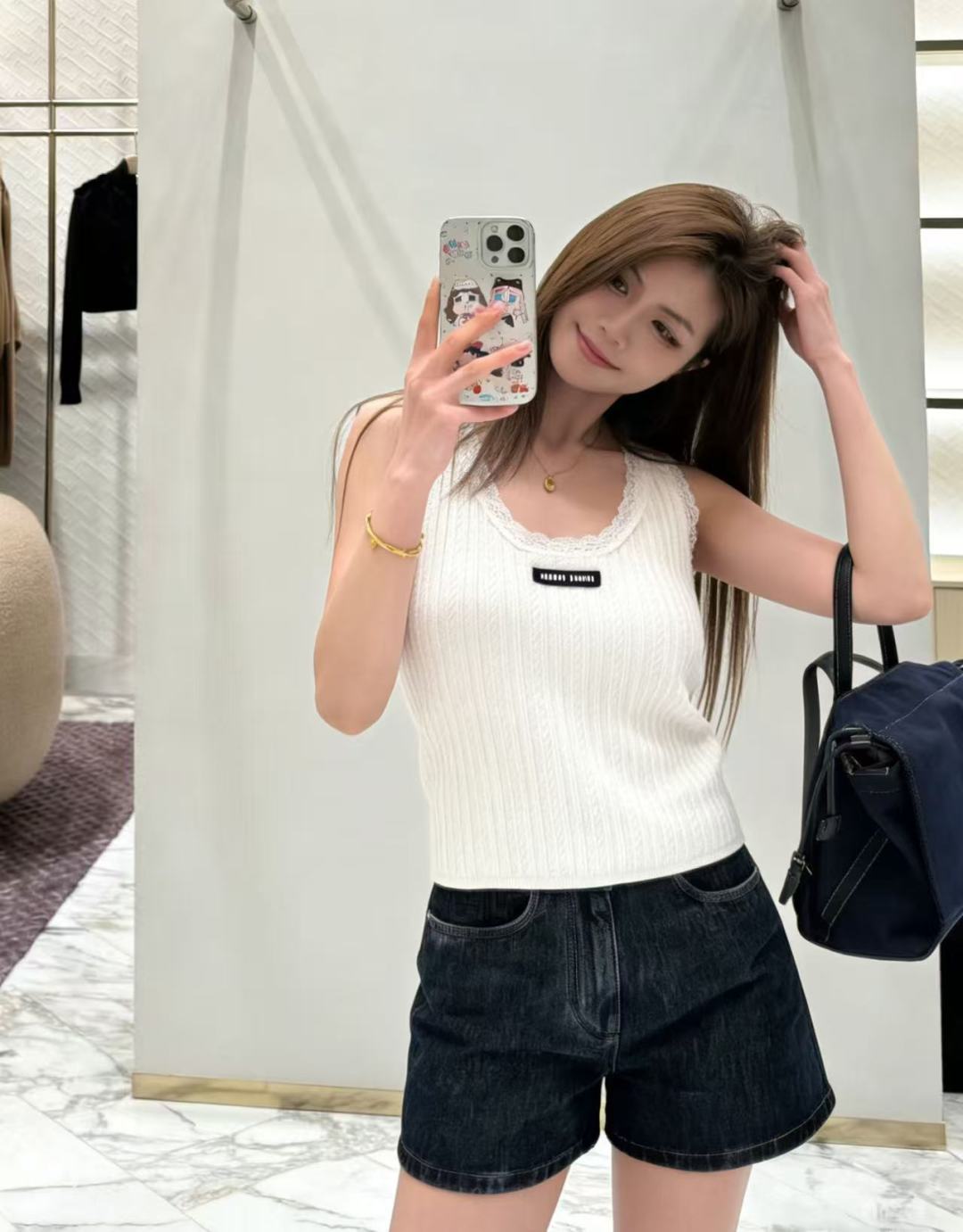 🆕M家🆕 春夏新款 纯色蕾丝圆领针织背心颜色：白色 蓝色尺码：36.38.40