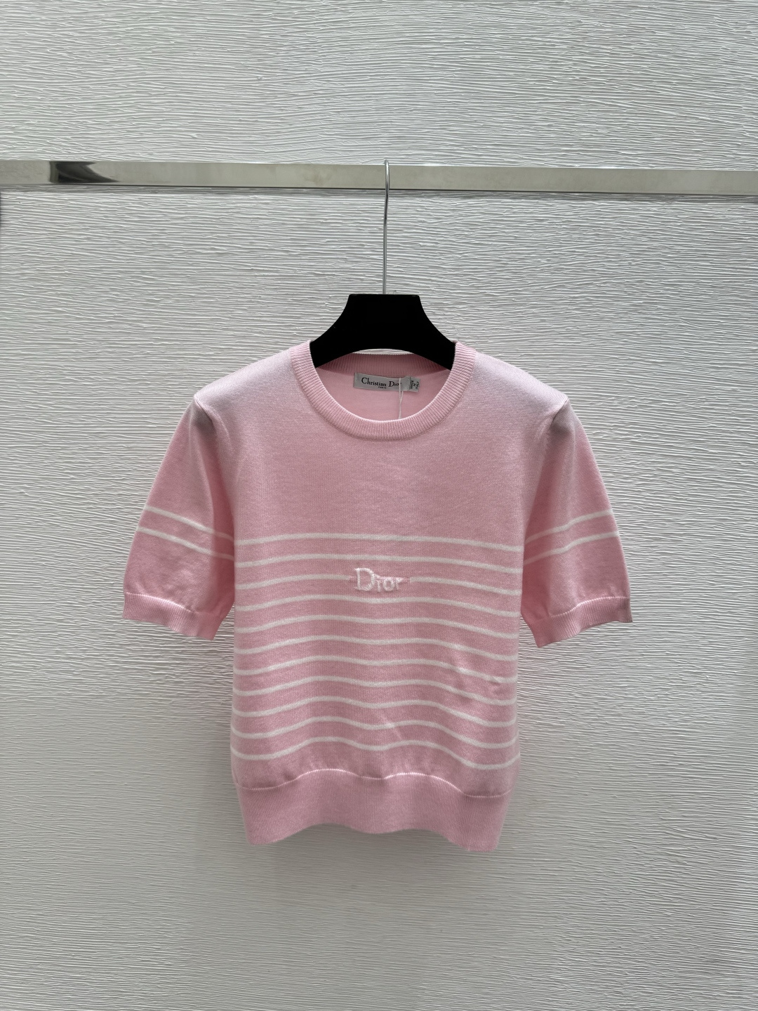 🆕D家🆕 春夏新款 撞色条纹字母圆领针织短袖颜色：白色 粉色 黑色尺码：36.38.40