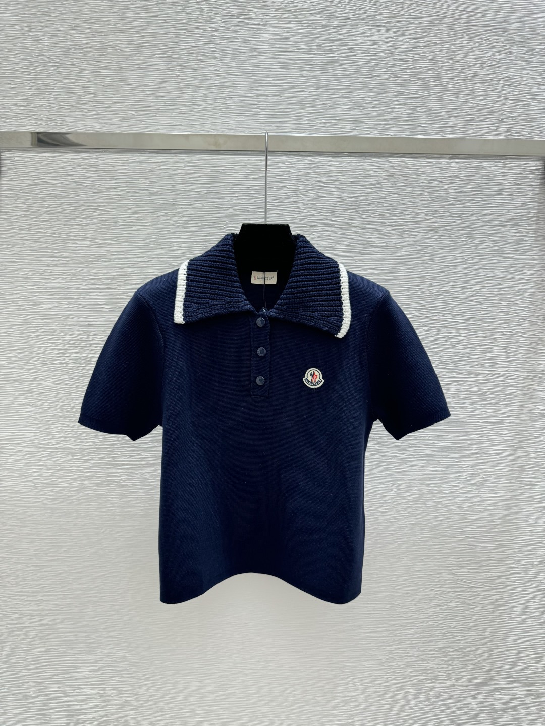 🆕MO家🆕 春夏新款 撞色翻领针织短袖颜色：白色 宝蓝尺码：36.38.40