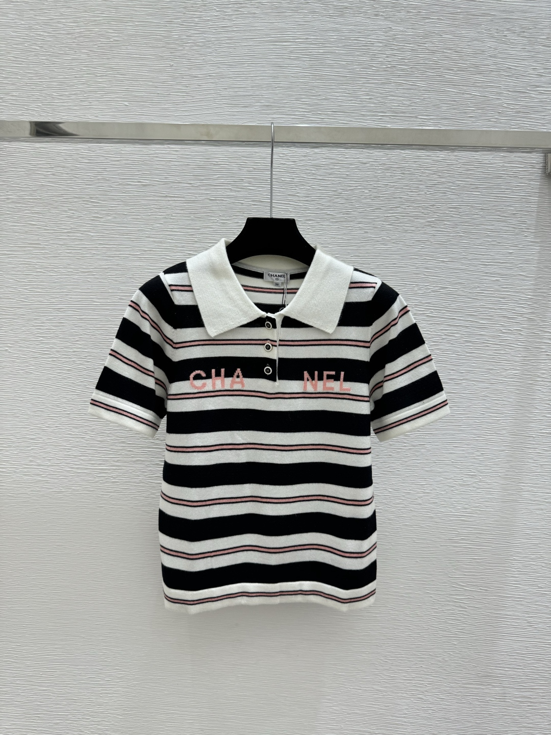 🆕CH家🆕 春夏新款 撞色字母条纹翻领针织短袖颜色：杏色 紫色 黑色尺码：36.38.40