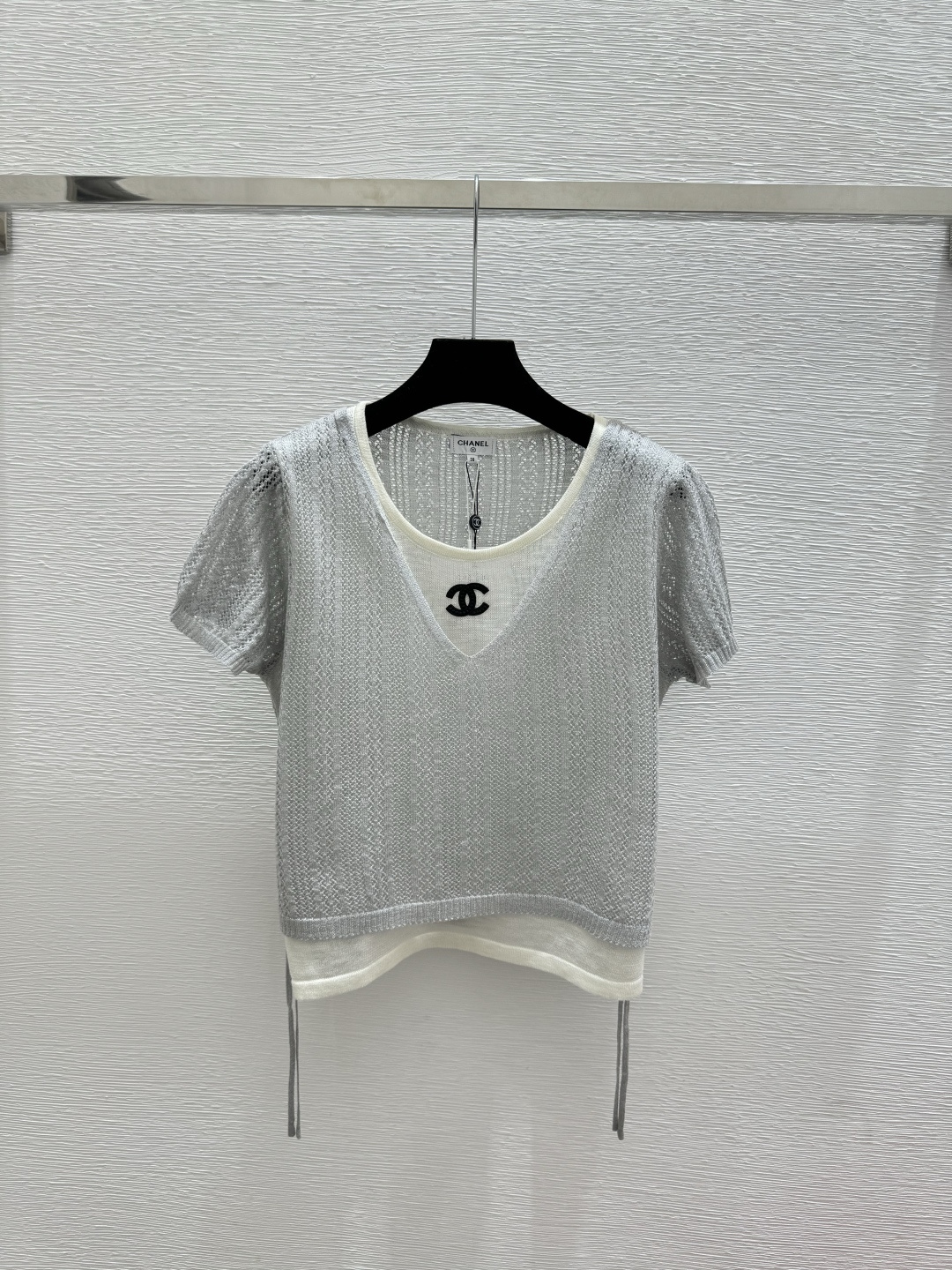 🆕CH家🆕 春夏新款 撞色假两件圆领针织短袖颜色：蓝色 灰色尺码：36.38.40