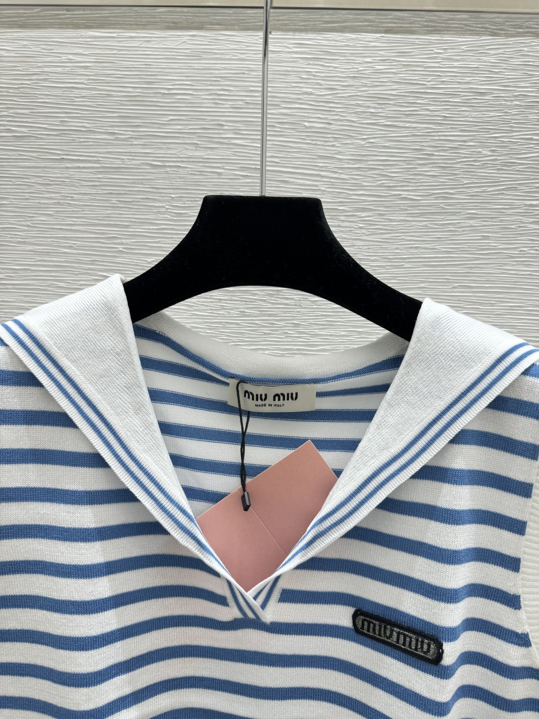 🆕M家🆕 春夏新款 撞色条纹海军领针织背心颜色：蓝色尺码：36.38.40