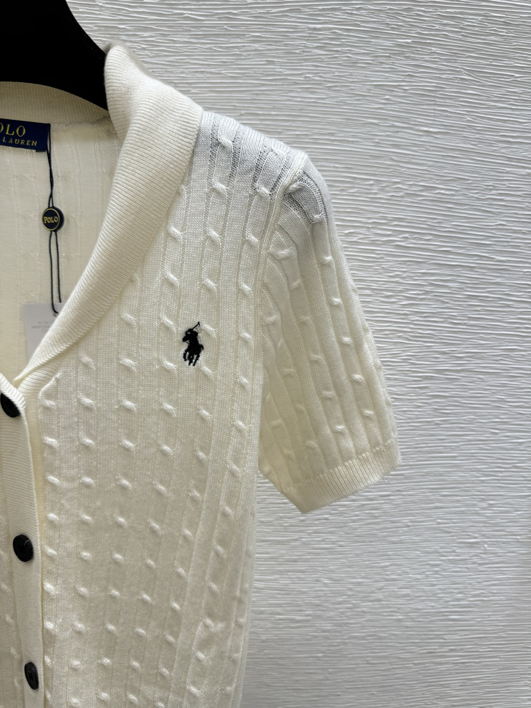 🆕PO家🆕 春夏新款 纯色V领针织短袖开衫颜色：白色 卡其尺码：36.38.40