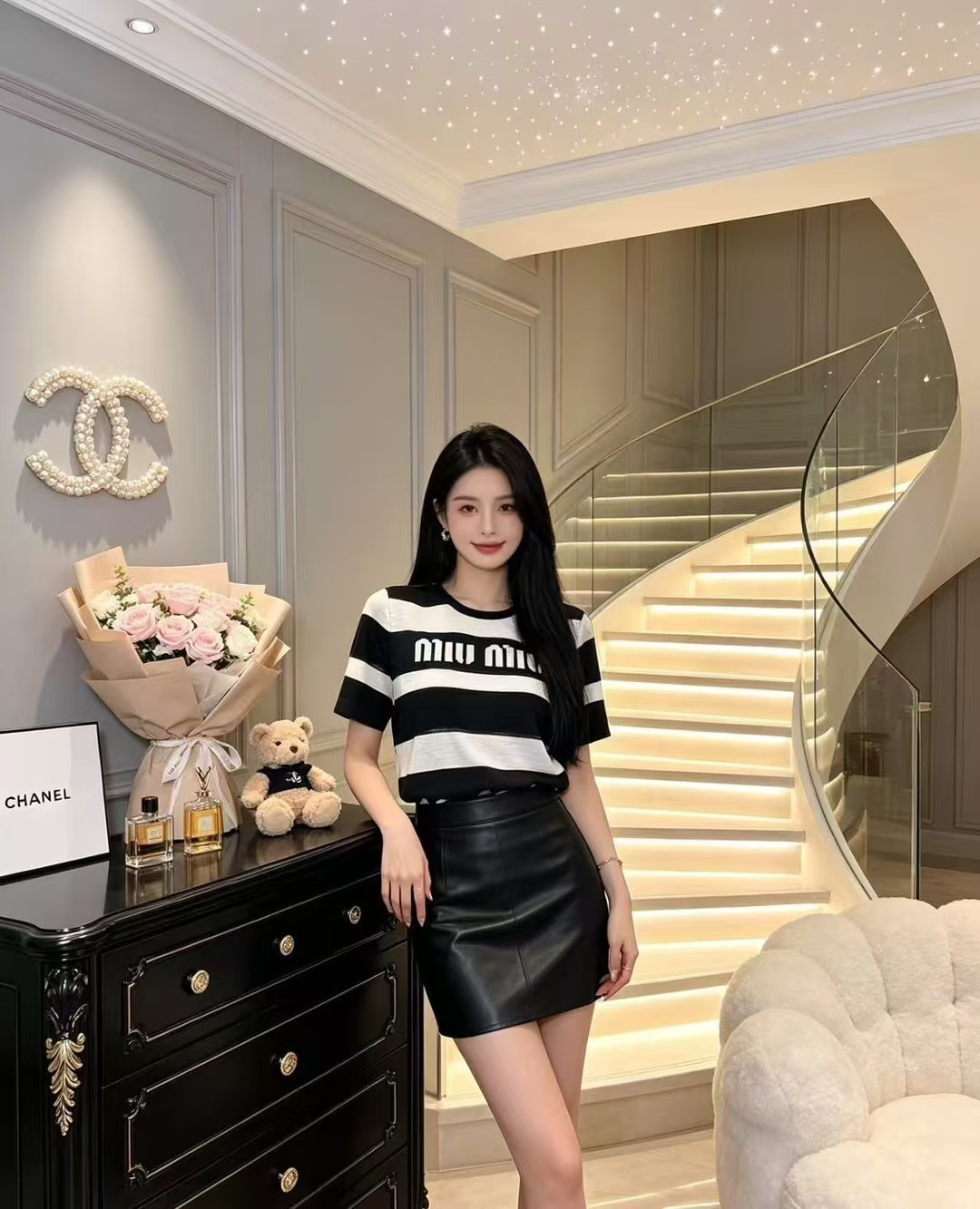 🆕M家🆕 春夏新款 撞色字母条纹圆领针织短袖颜色：黑色尺码：36.38.40