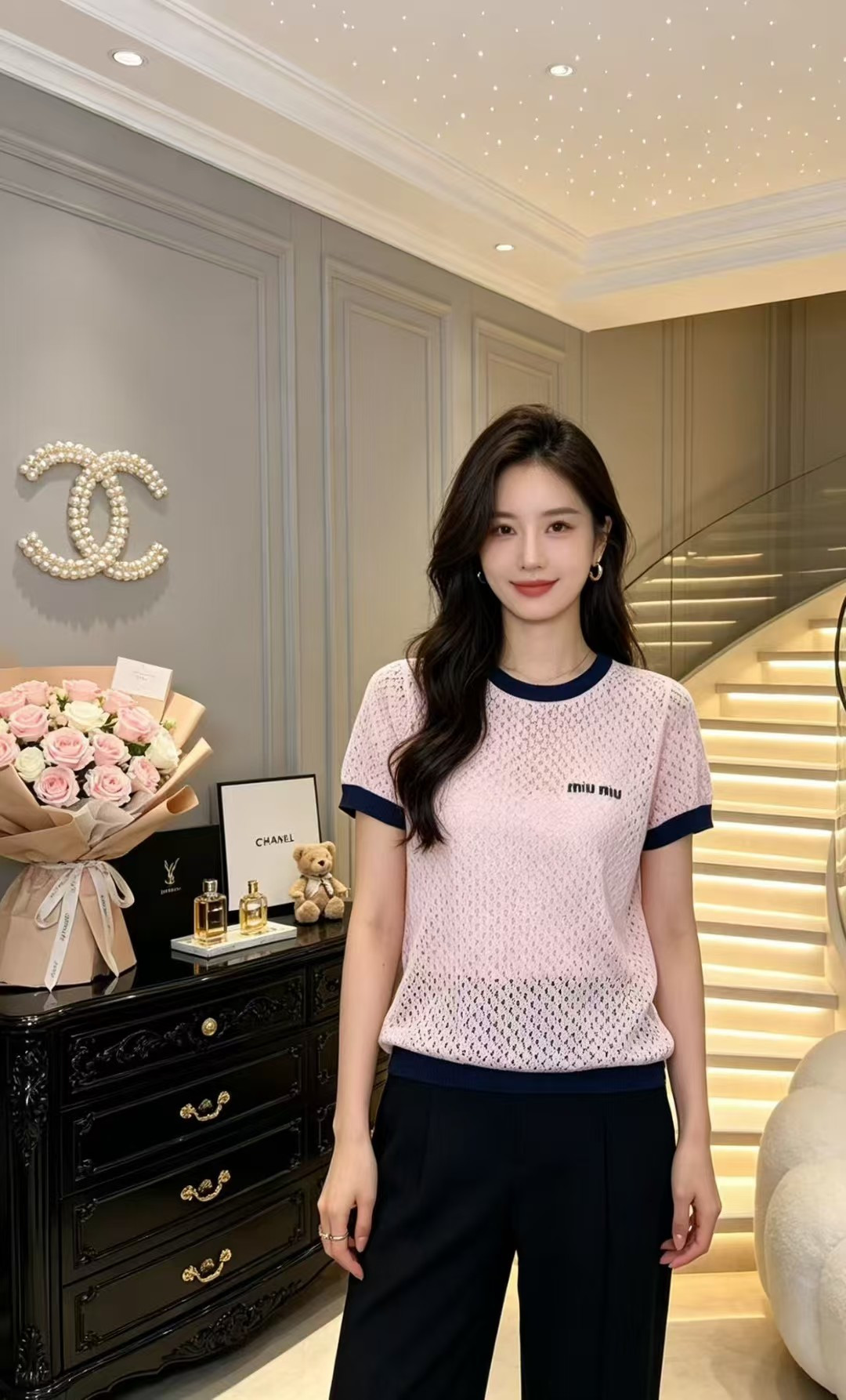 🆕M家🆕 春夏新款 撞色菱格镂空圆领针织短袖颜色：白色 粉色 宝蓝尺码：36.38.40