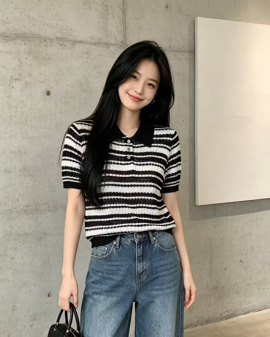 🆕CH家🆕 春夏新款 撞色条纹镂空翻领针织短袖颜色：黑色尺码：36.38.40