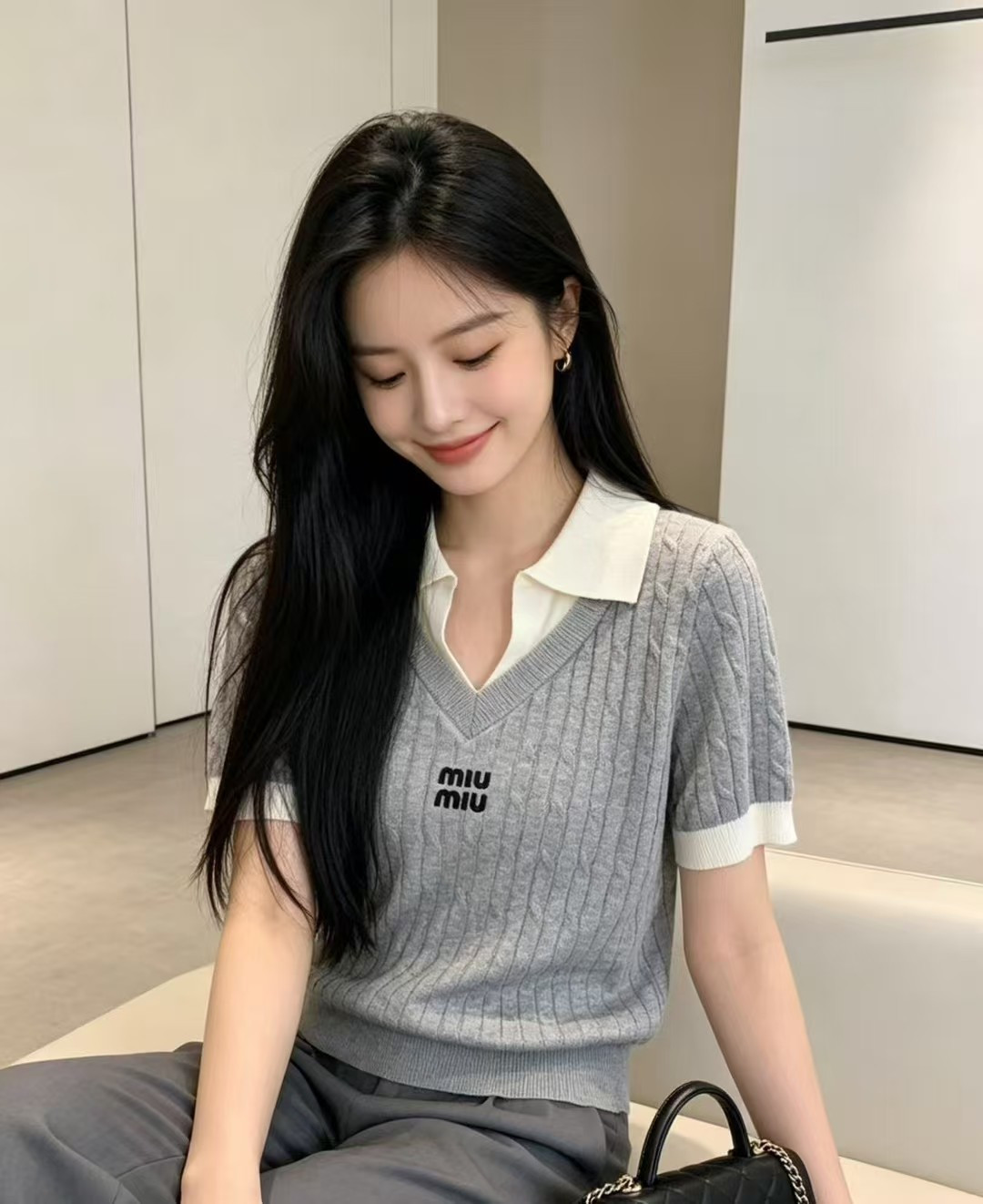 🆕M家🆕 春夏新款 撞色翻领针织短袖颜色：白色 杏色 灰色尺码：36.38.40