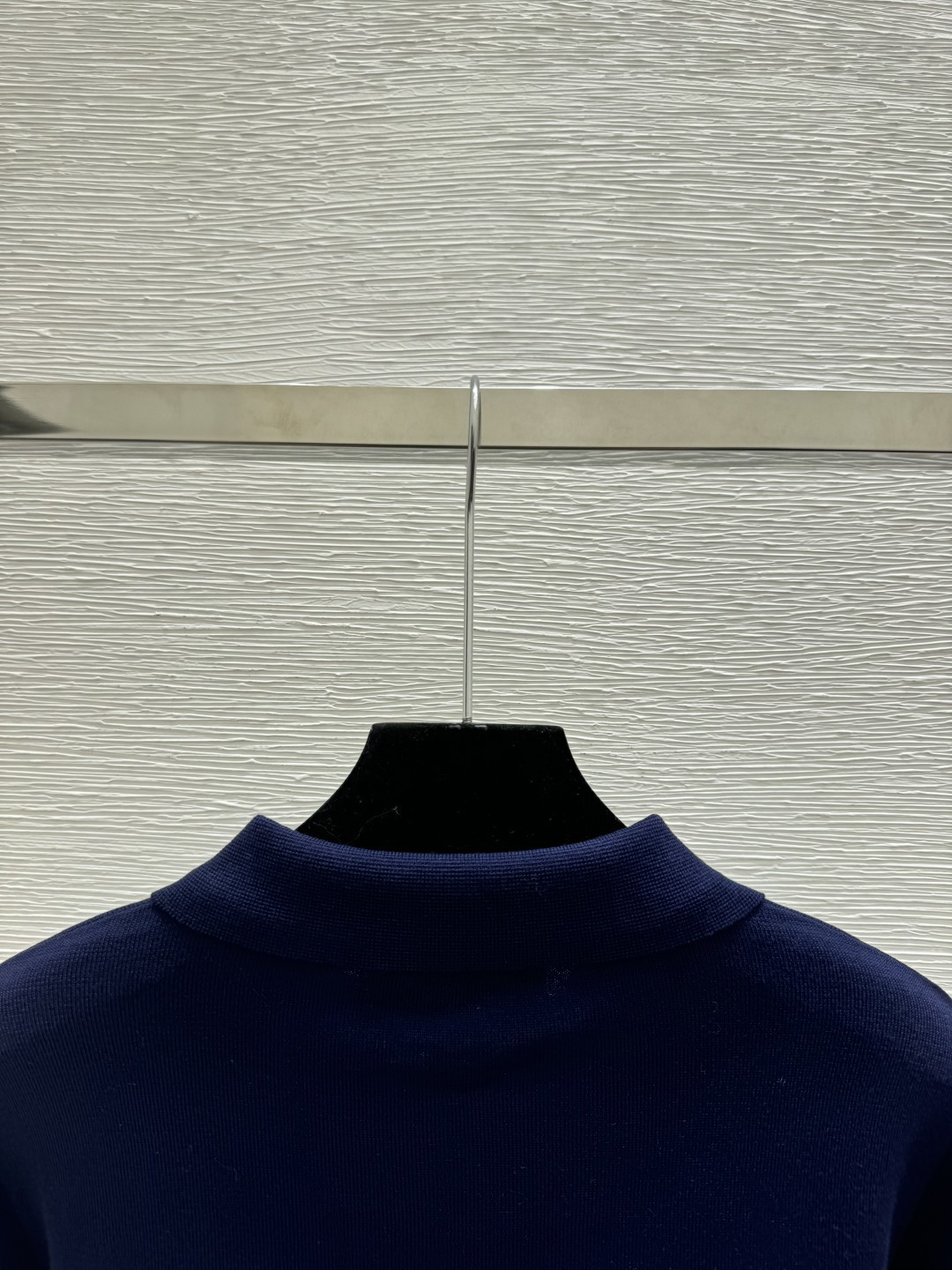 🆕G家🆕 春夏新款 撞色条纹翻领针织短袖颜色：宝蓝尺码：36.38.40