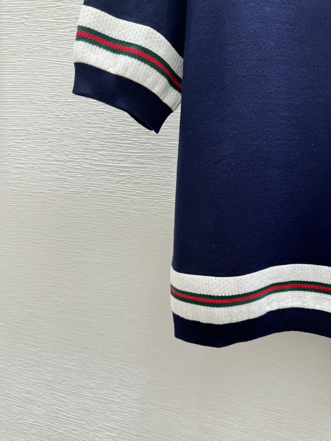 🆕G家🆕 春夏新款 撞色条纹翻领针织短袖颜色：宝蓝尺码：36.38.40