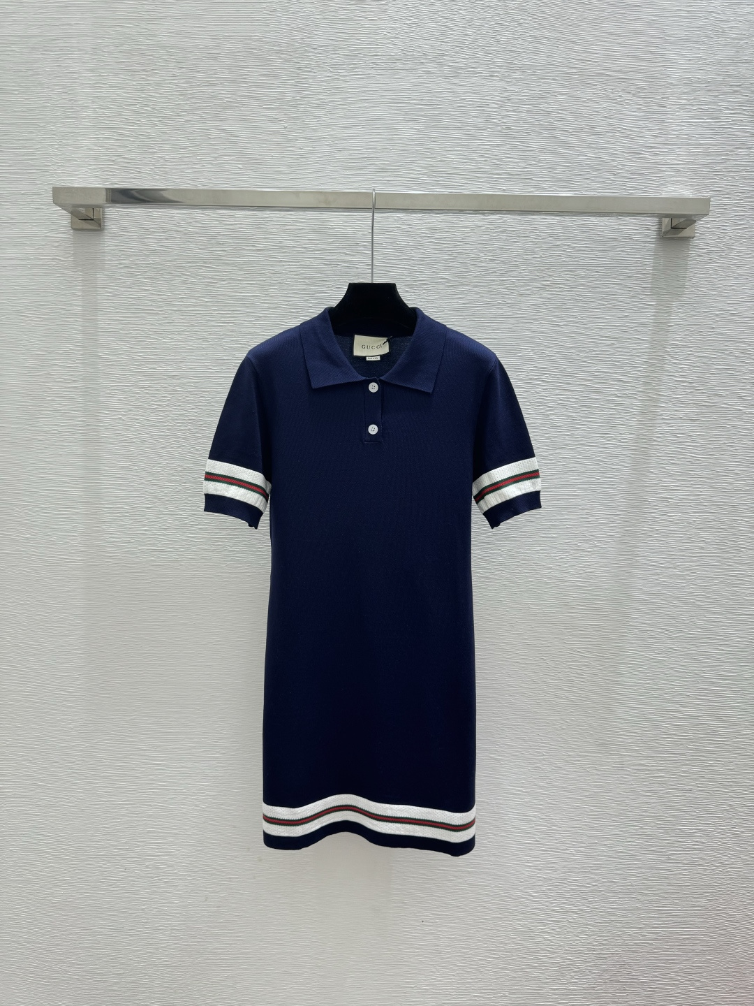 🆕G家🆕 春夏新款 撞色条纹翻领针织短袖裙颜色：宝蓝尺码：36.38.40
