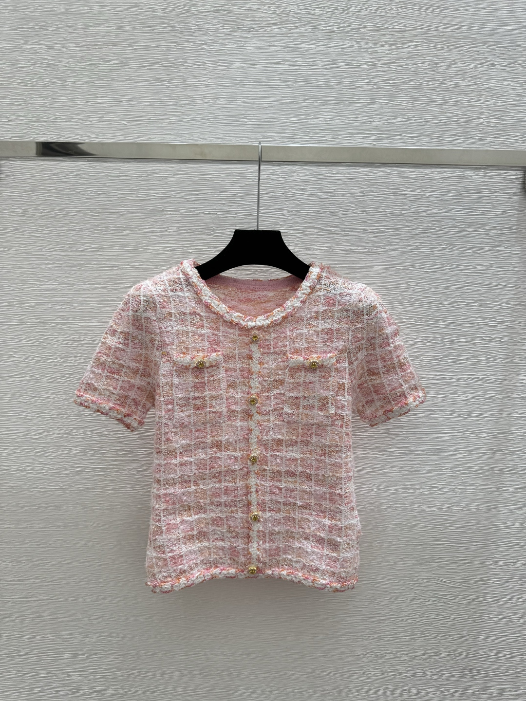 🆕CH家🆕 春夏新款 纯色简约圆领针织短袖开衫颜色：粉色尺码：36.38.40