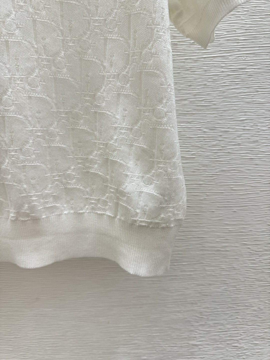 🆕D家🆕 春夏新款 纯色老花字母翻领针织短袖颜色：白色 粉色 蓝色尺码：36.38.40