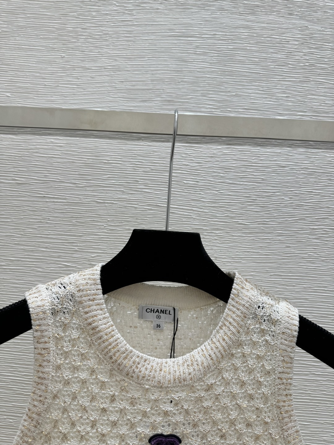 🆕CH家🆕 春夏新款 撞色金银线菱格圆领针织背心颜色：白色 黑色尺码：36.38.40