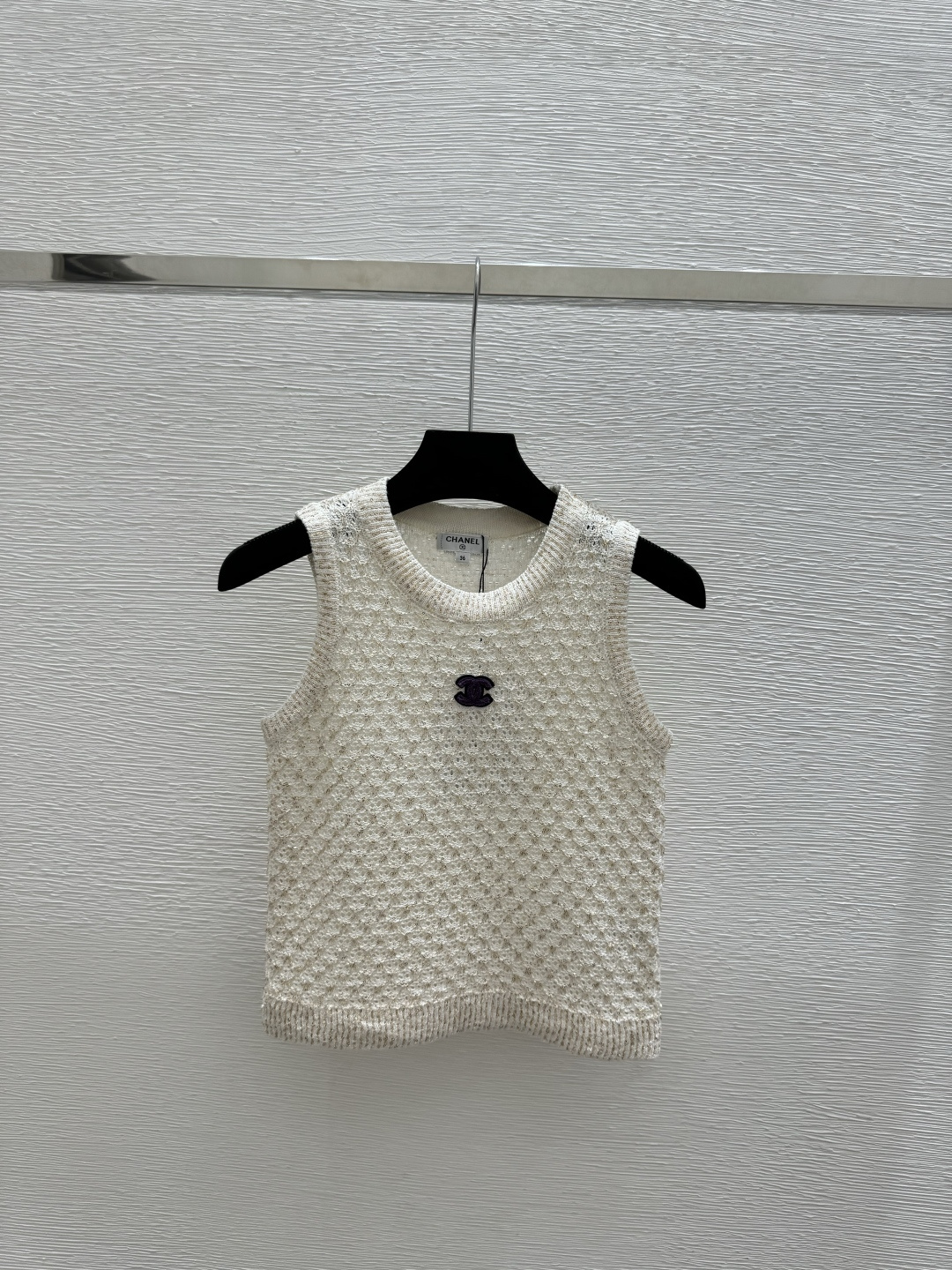 🆕CH家🆕 春夏新款 撞色金银线菱格圆领针织背心颜色：白色 黑色尺码：36.38.40