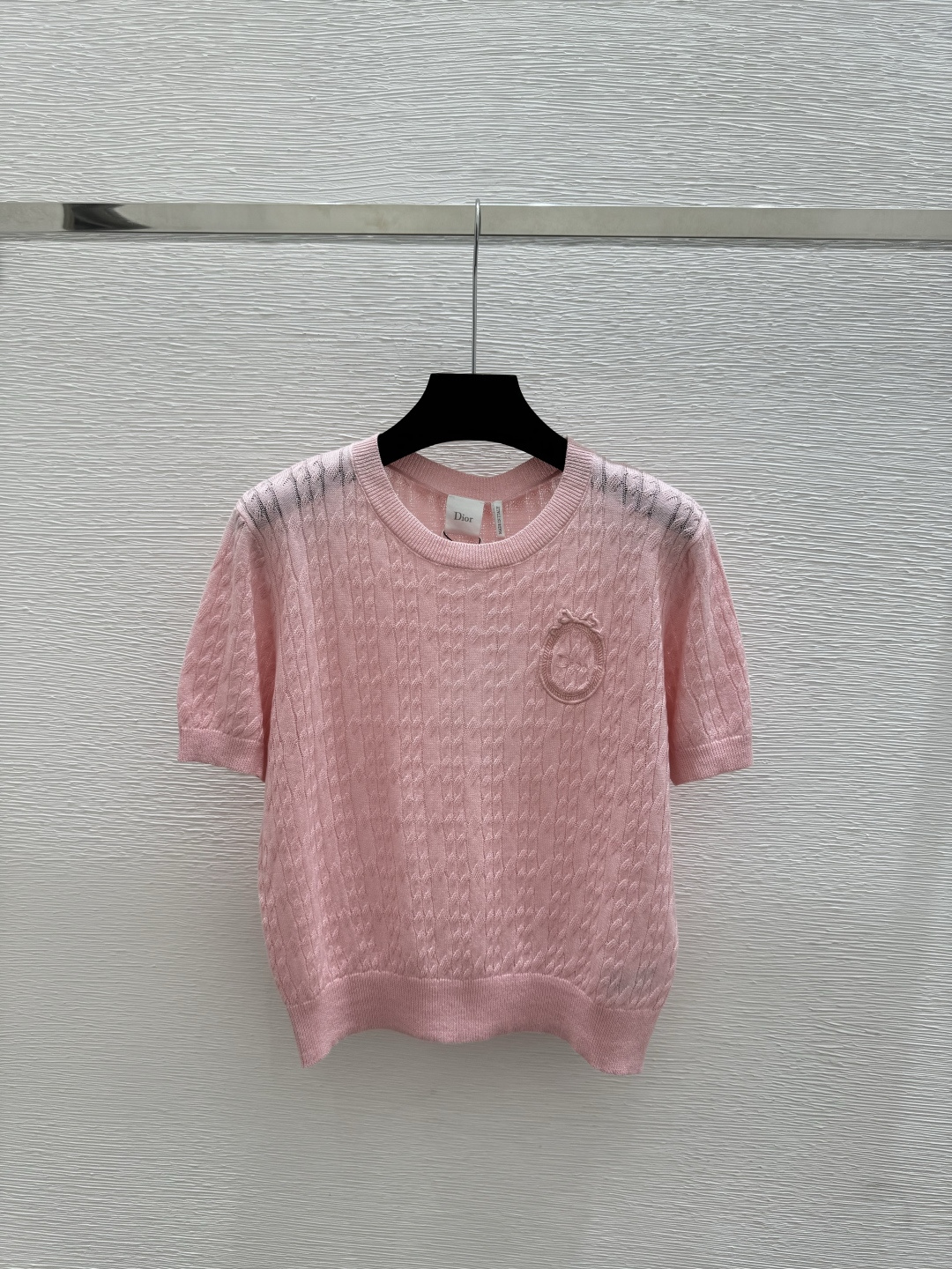 🆕D家🆕 春夏新款 纯色简约圆领针织短袖颜色：白色 粉色 宝蓝尺码：36.38.40