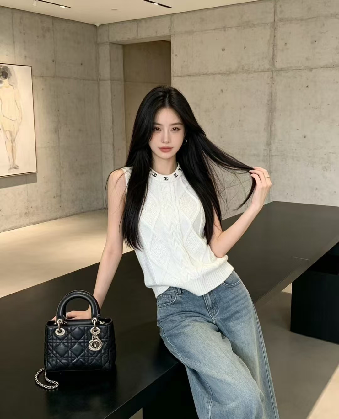 🆕CH家🆕 春夏新款 纯色简约圆领针织背心颜色：白色 黑色尺码：36.38.40