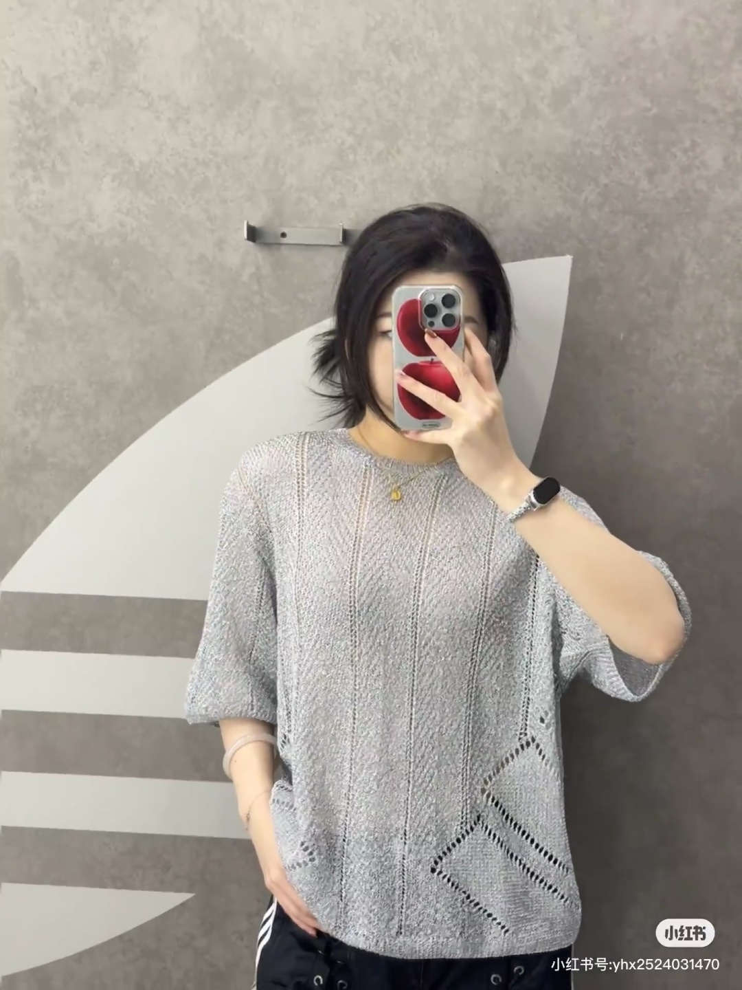 🆕AD家🆕 春夏新款 纯色镂空圆领针织短袖颜色：灰色尺码：36.38.40