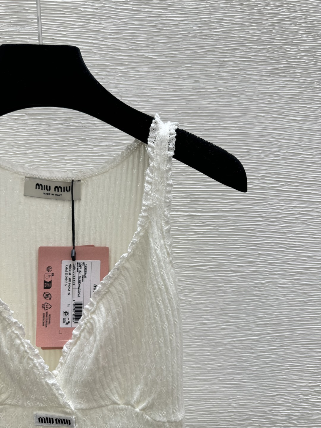 🆕M家🆕 春夏新款 纯色简约花边V领针织背心颜色：白色 咖啡尺码：36.38.40