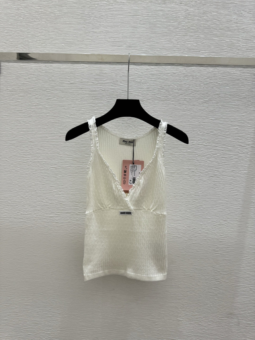 🆕M家🆕 春夏新款 纯色简约花边V领针织背心颜色：白色 咖啡尺码：36.38.40