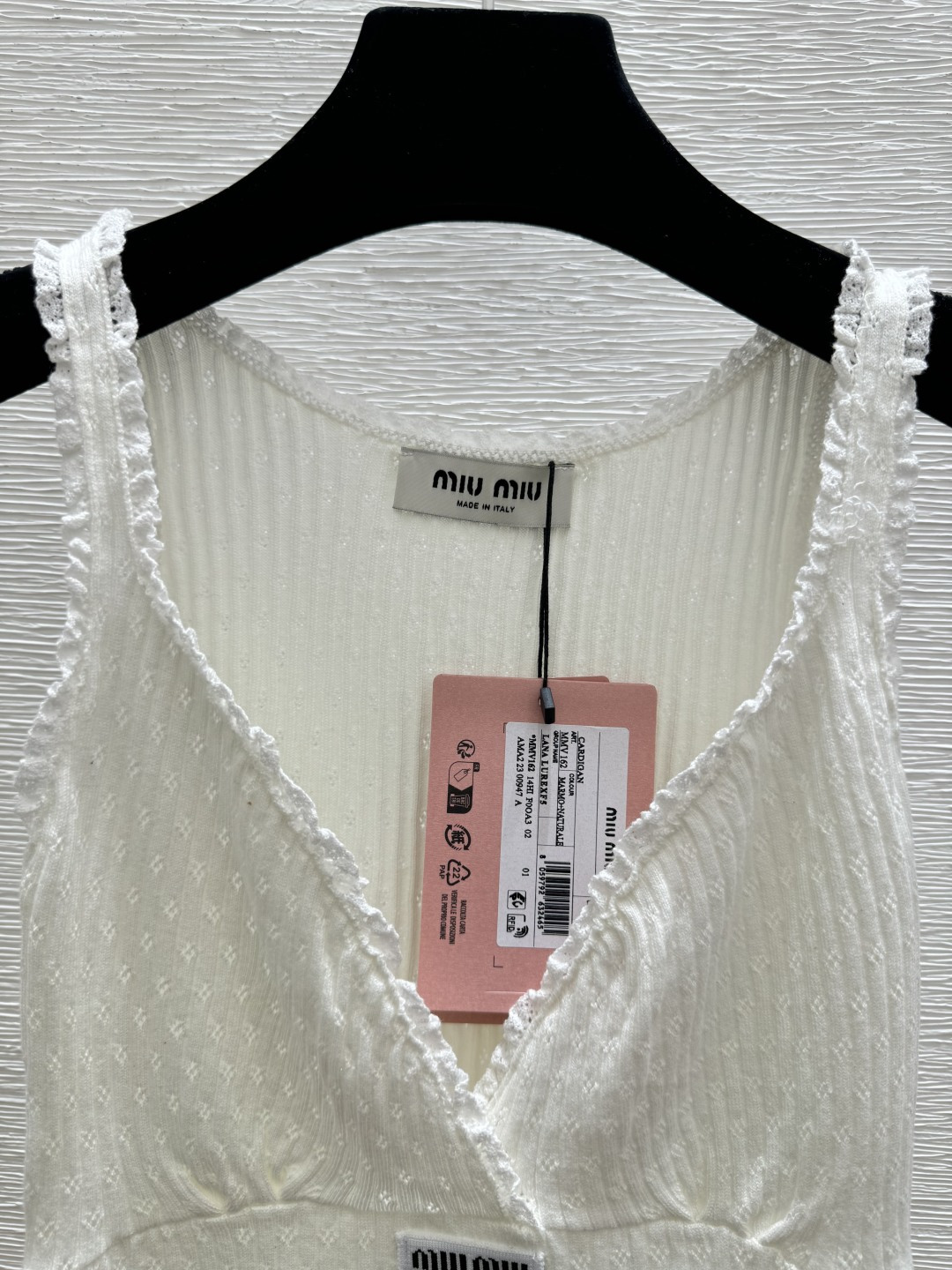 🆕M家🆕 春夏新款 纯色简约花边V领针织背心颜色：白色 咖啡尺码：36.38.40