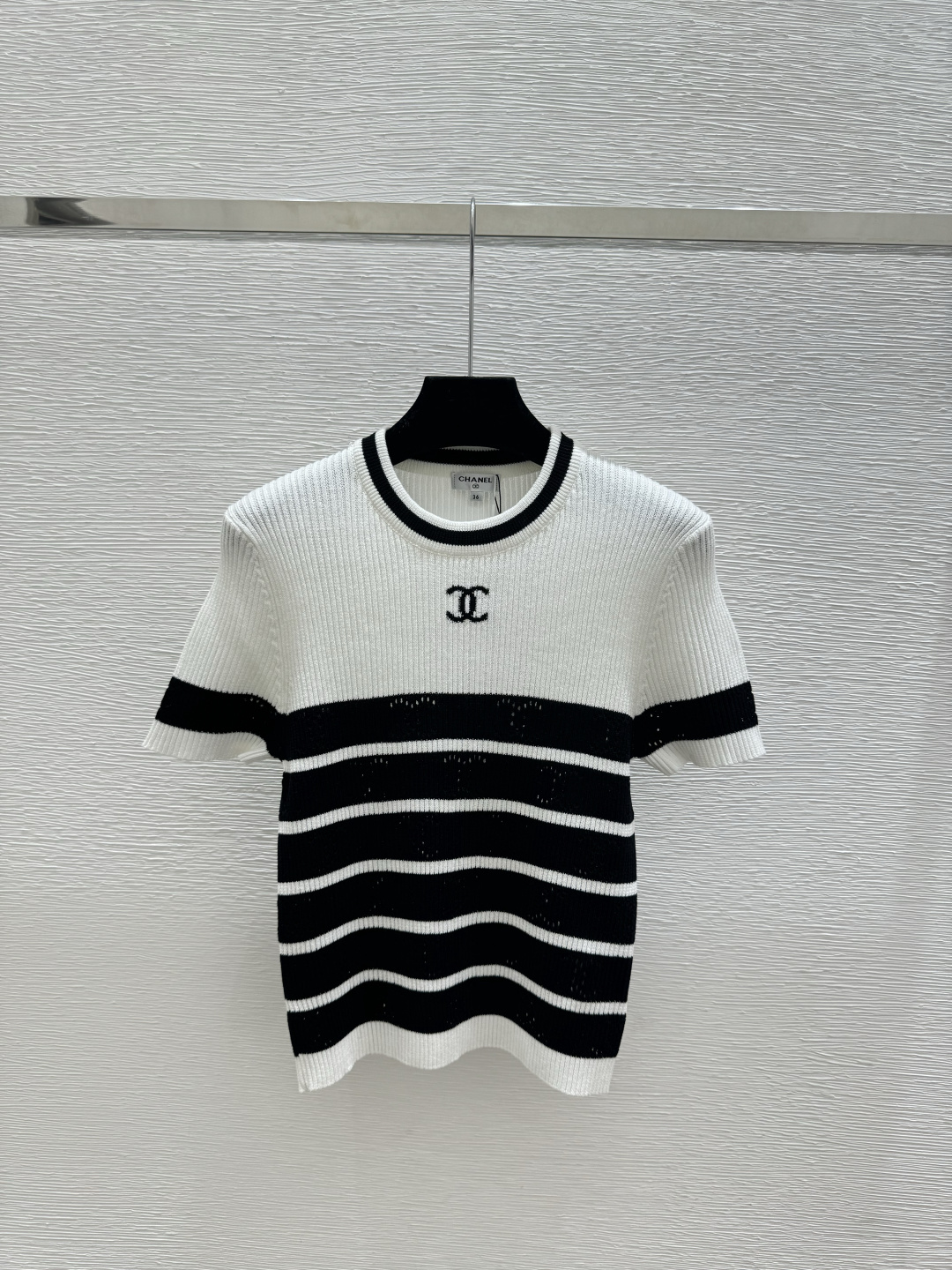🆕CH家🆕 春夏新款 撞色条纹圆领针织短袖颜色：白色 黄色 黑色尺码：36.38.40