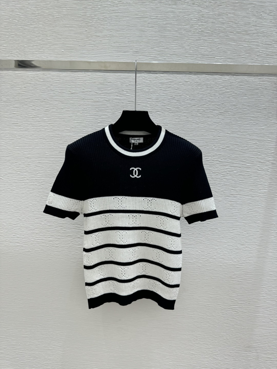 🆕CH家🆕 春夏新款 撞色条纹圆领针织短袖颜色：白色 黄色 黑色尺码：36.38.40