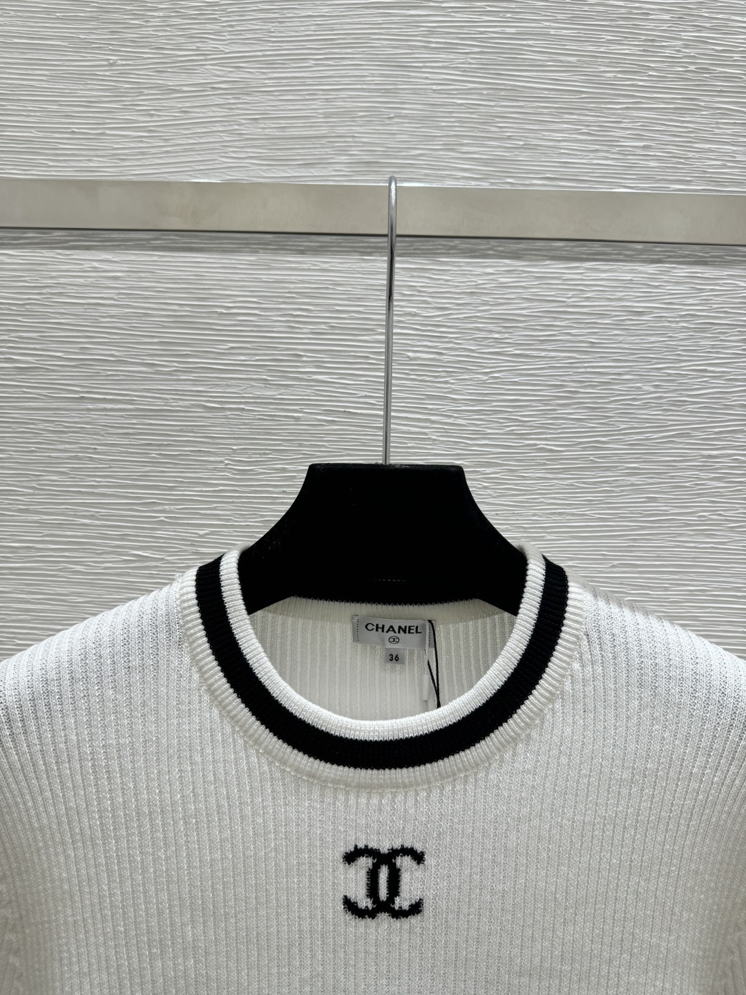 🆕CH家🆕 春夏新款 撞色条纹圆领针织短袖颜色：白色 黄色 黑色尺码：36.38.40