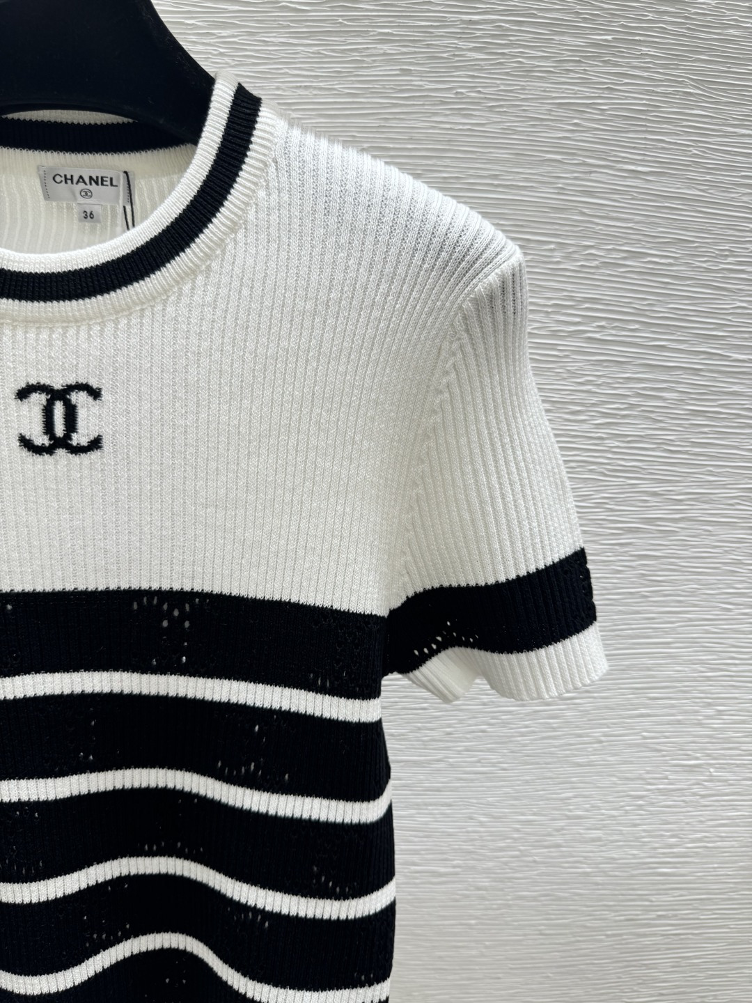 🆕CH家🆕 春夏新款 撞色条纹圆领针织短袖颜色：白色 黄色 黑色尺码：36.38.40