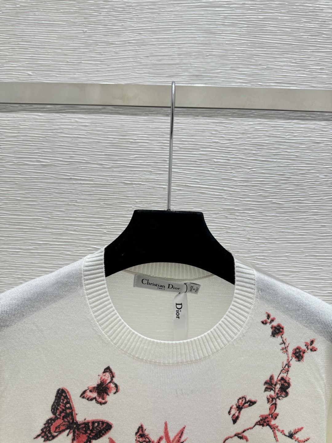 🆕D家🆕 春夏新款 撞色蝴蝶花卉圆领针织短袖颜色：红色 蓝色 绿色尺码：36.38.40