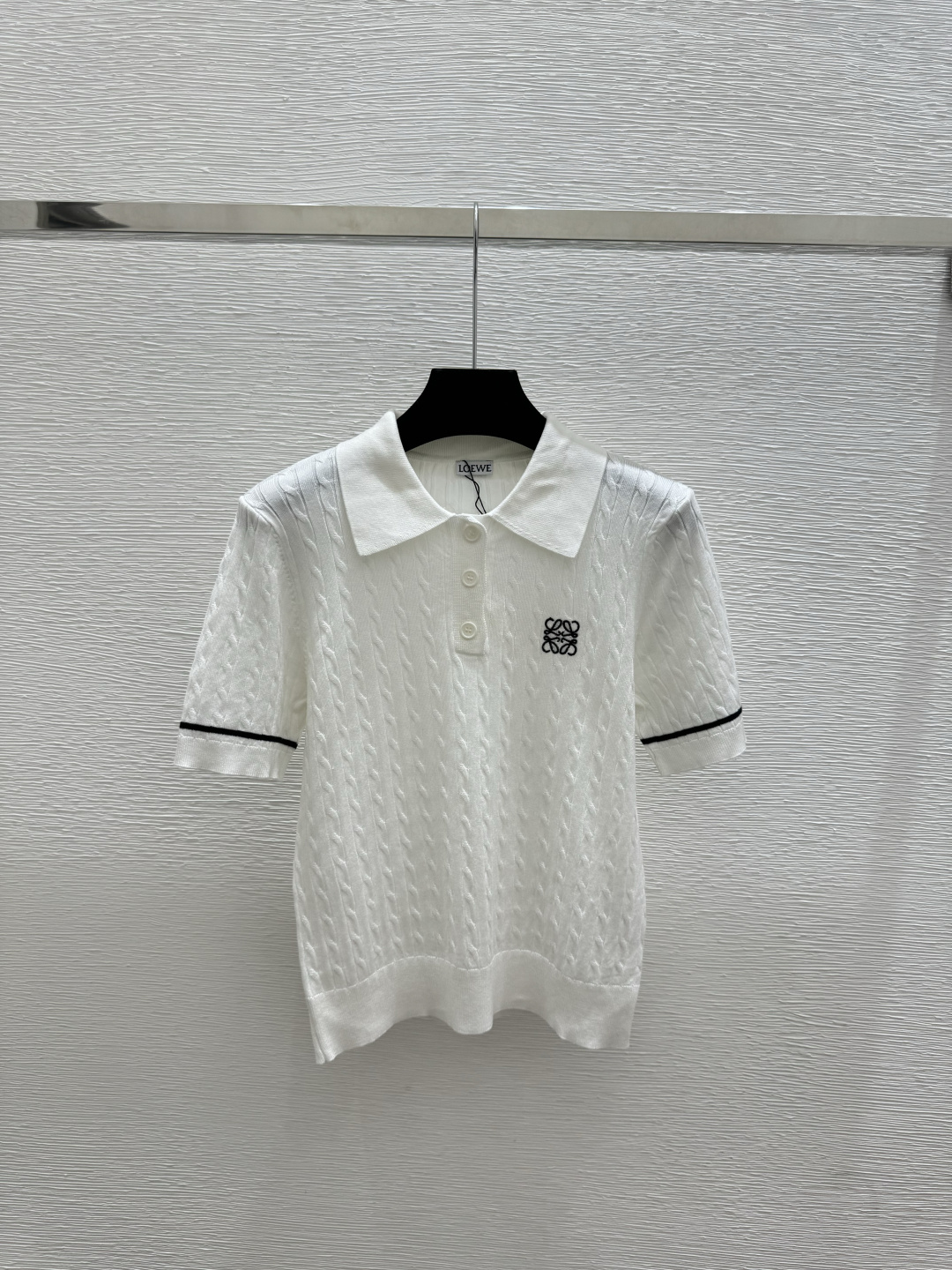 🆕LO家🆕 春夏新款 纯色翻领针织短袖颜色：白色 宝蓝尺码：36.38.40