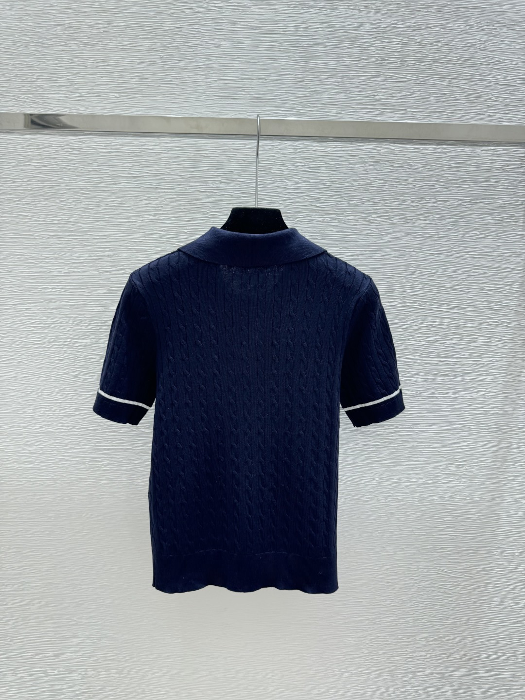 🆕LO家🆕 春夏新款 纯色翻领针织短袖颜色：白色 宝蓝尺码：36.38.40