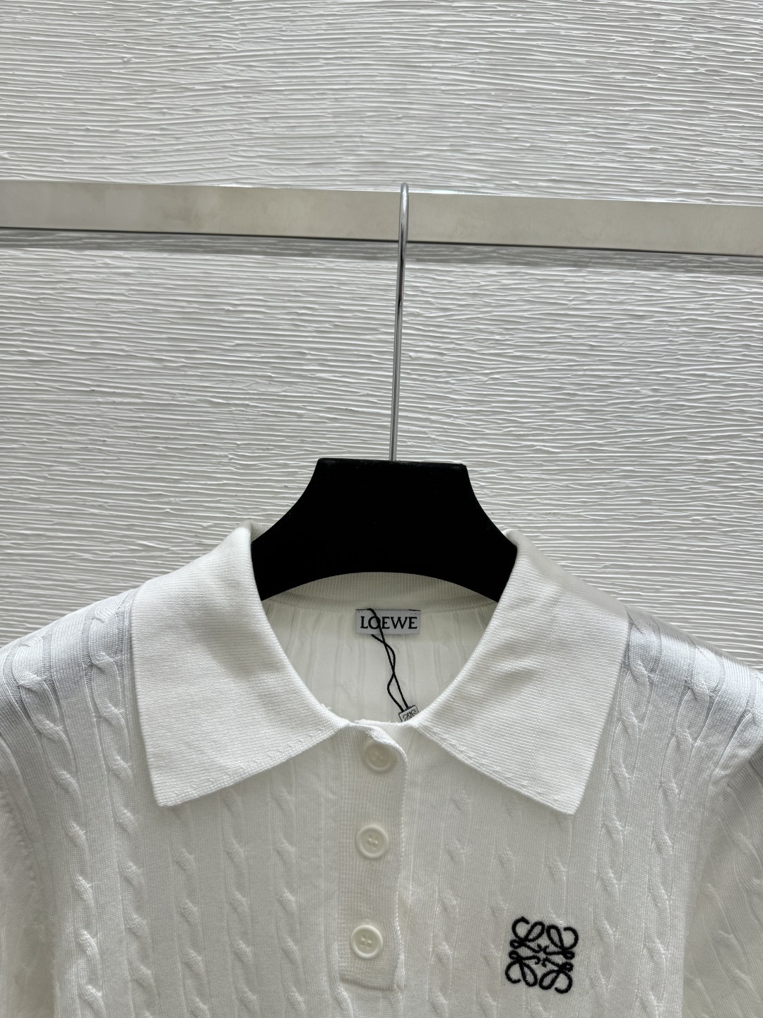 🆕LO家🆕 春夏新款 纯色翻领针织短袖颜色：白色 宝蓝尺码：36.38.40