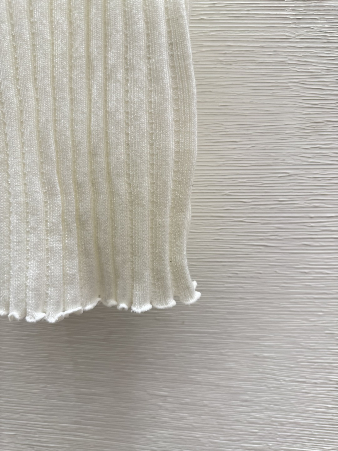 🆕M家🆕 春夏新款 纯色花边圆领针织背心颜色：白色尺码：36.38.40