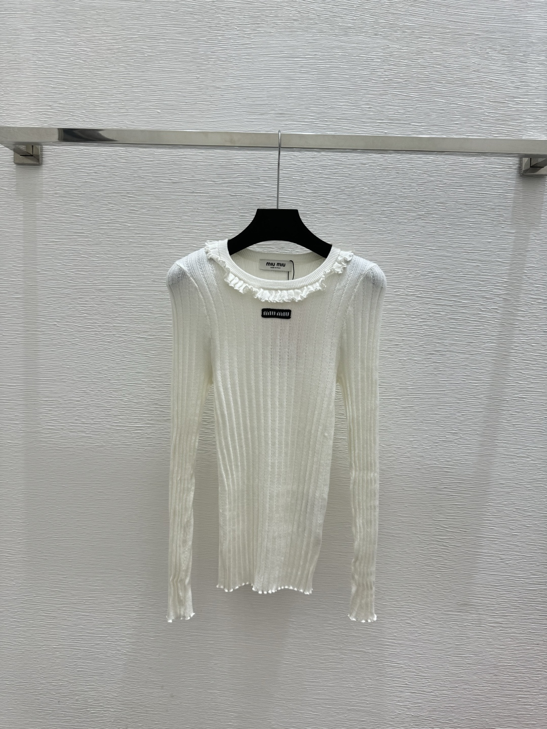 🆕M家🆕 春夏新款 纯色花边圆领针织长袖颜色：白色 尺码：36.38.40