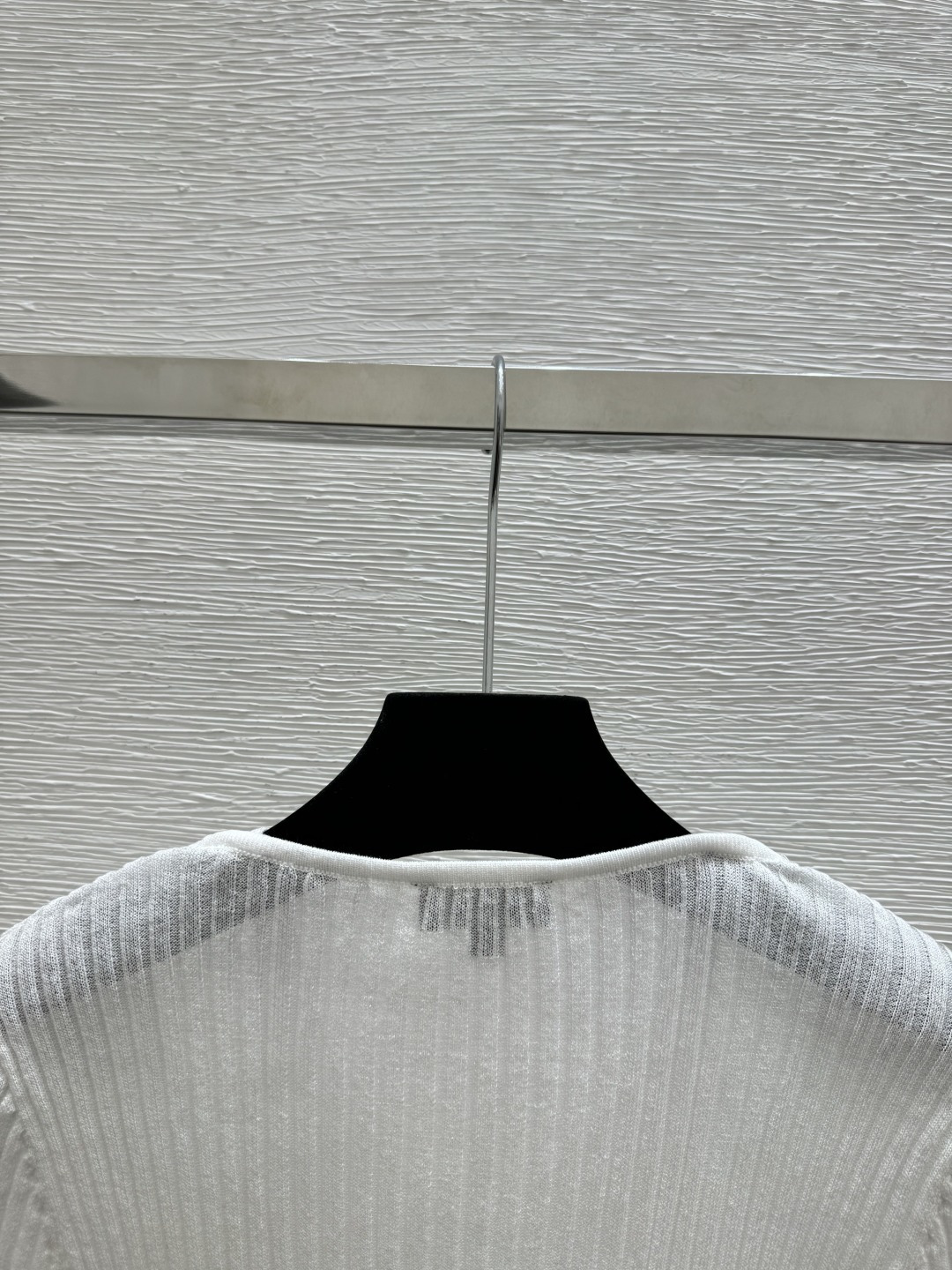 🆕CH家🆕 春夏新款 纯色假两件针织短袖开衫颜色：白色 尺码：36.38.40