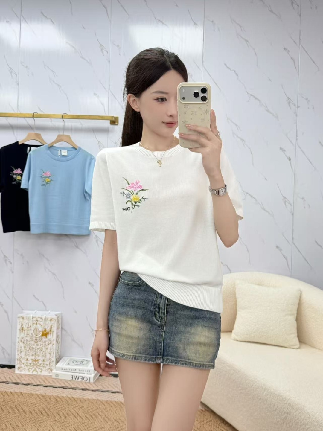 🆕D家🆕 春夏新款 纯色简约圆领针织短袖颜色：白色 蓝色 宝蓝尺码：36.38.40