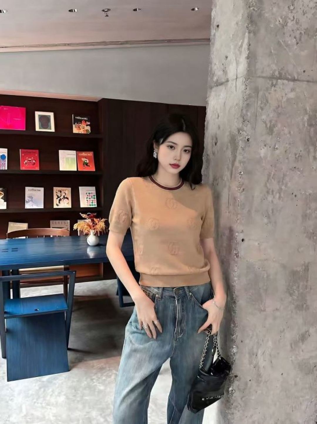 🆕G家🆕 春夏新款 撞色简约圆领针织短袖颜色：绿色 卡其尺码：36.38.40